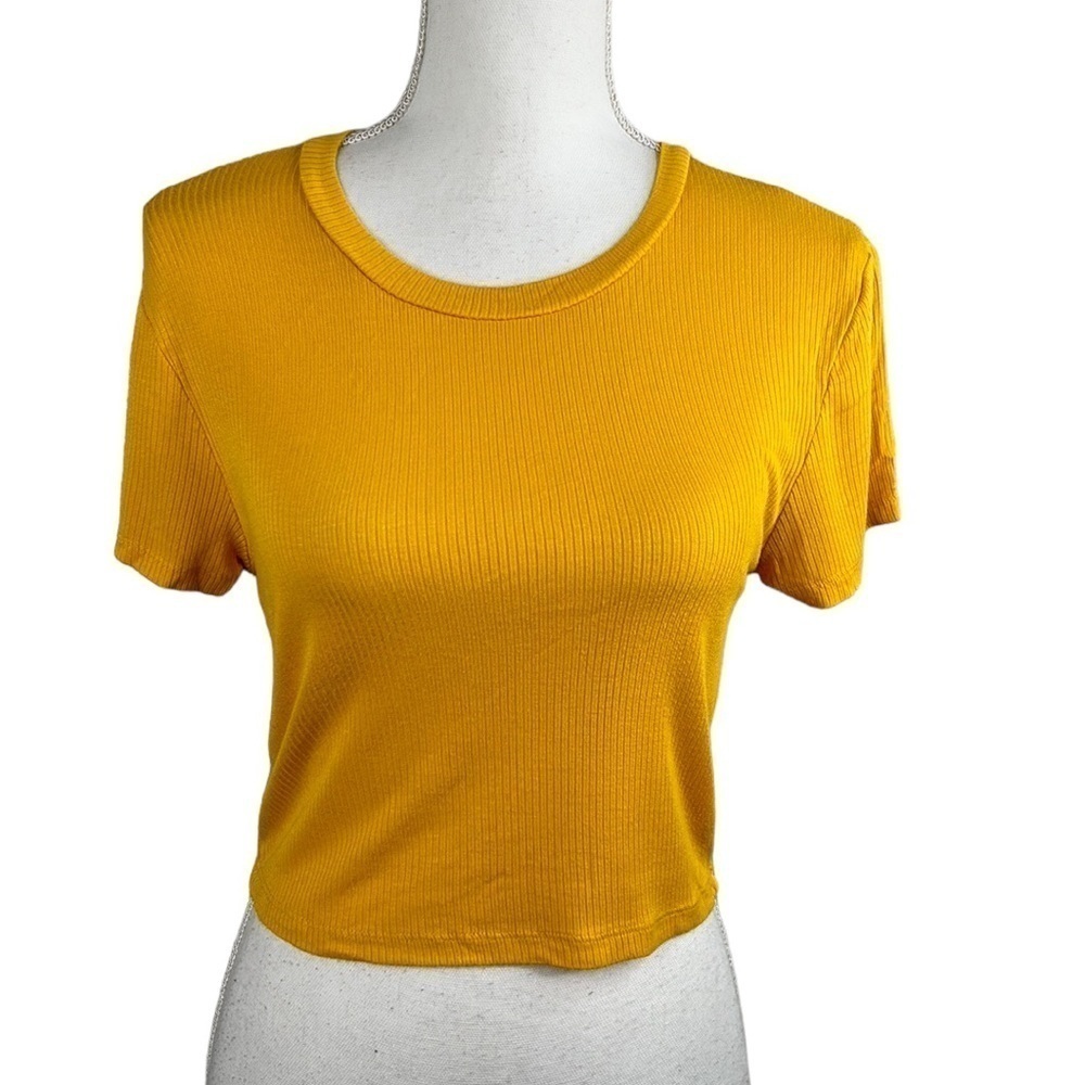 BCBGeneration Mustard Yellow Ribbed Cropped Short Sleeve Top Size Small
